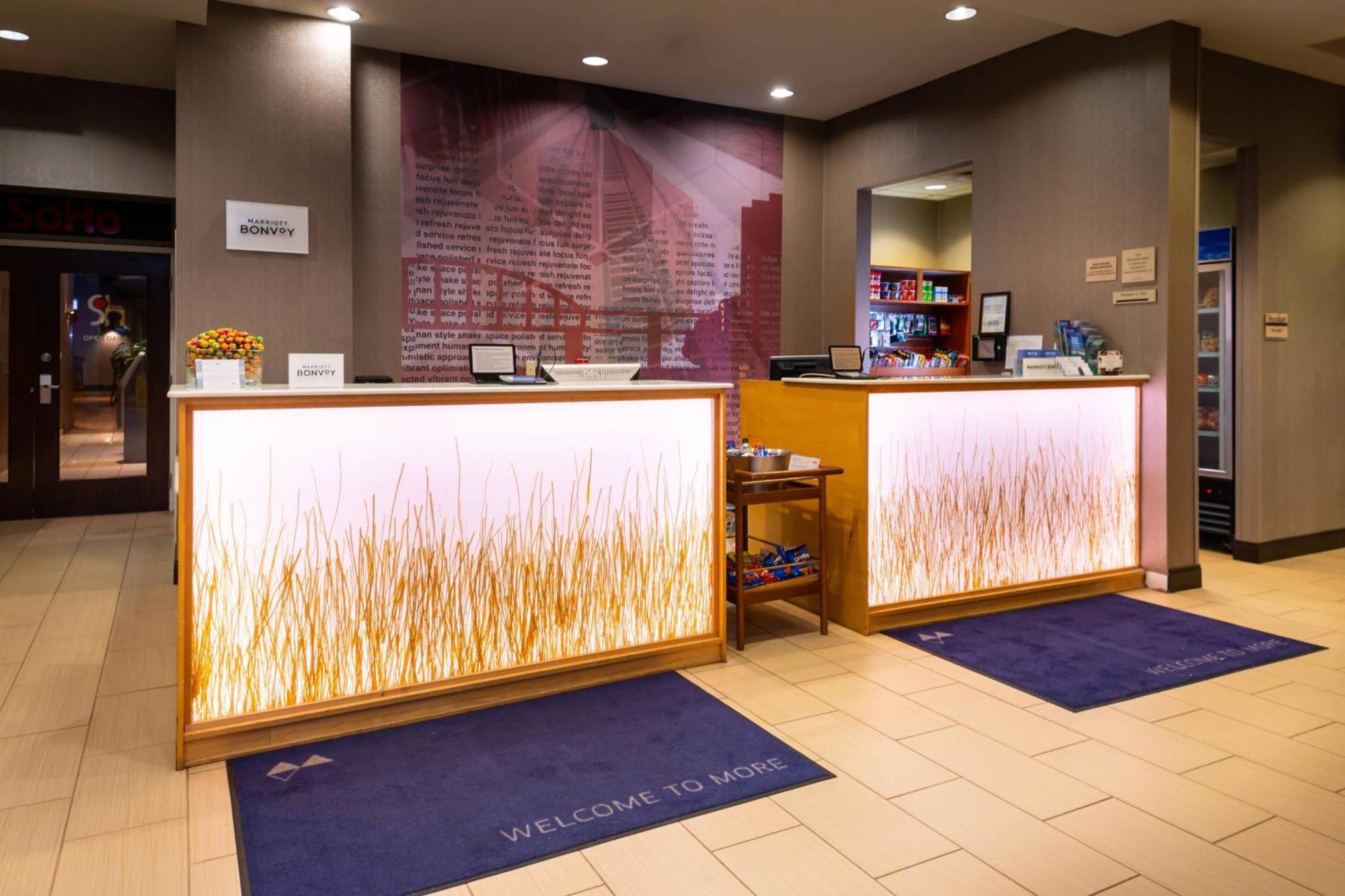 Springhill Suites By Marriott Pittsburgh North Shore Bagian luar foto